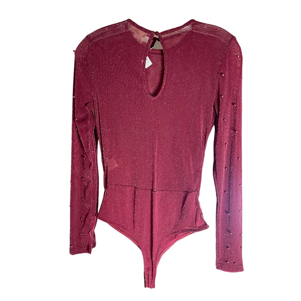 NWT CHOCOLATE USA BURGUNDY PEARL STUDDED METALLIC KNIT BODYSUIT, LONG SLEEVED.